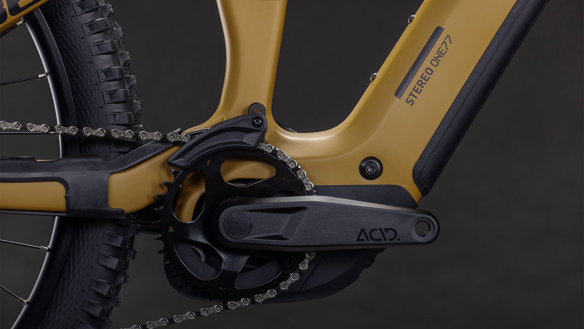 ebike de CUBE stereo 177 motor integrado en el nuevo cuadro y compatible con extensor de bateria bosch