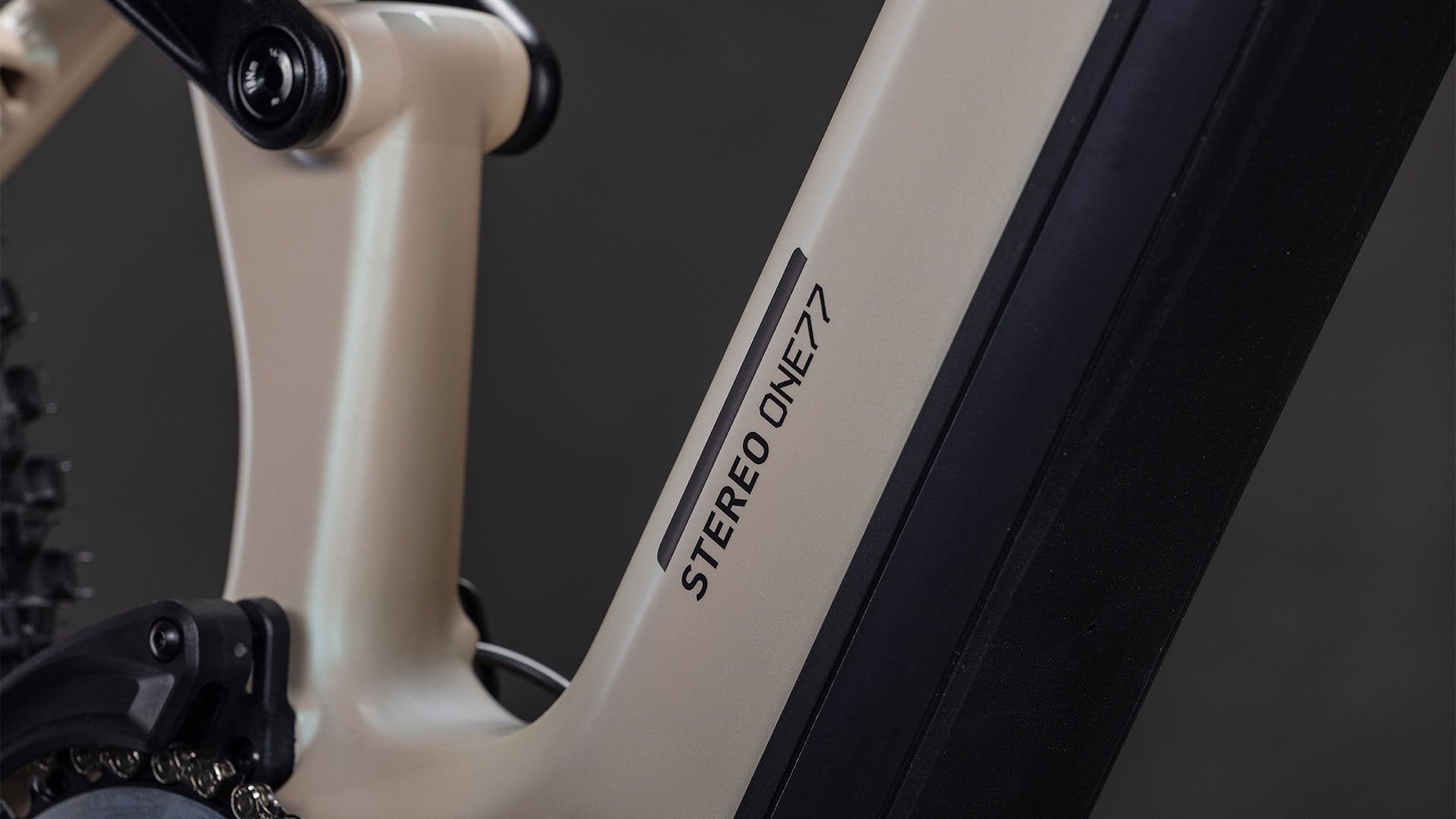 Stereo one77 CUBE con diseño y tecnología alemana, cuadro full carbon c:62 modelo 2026