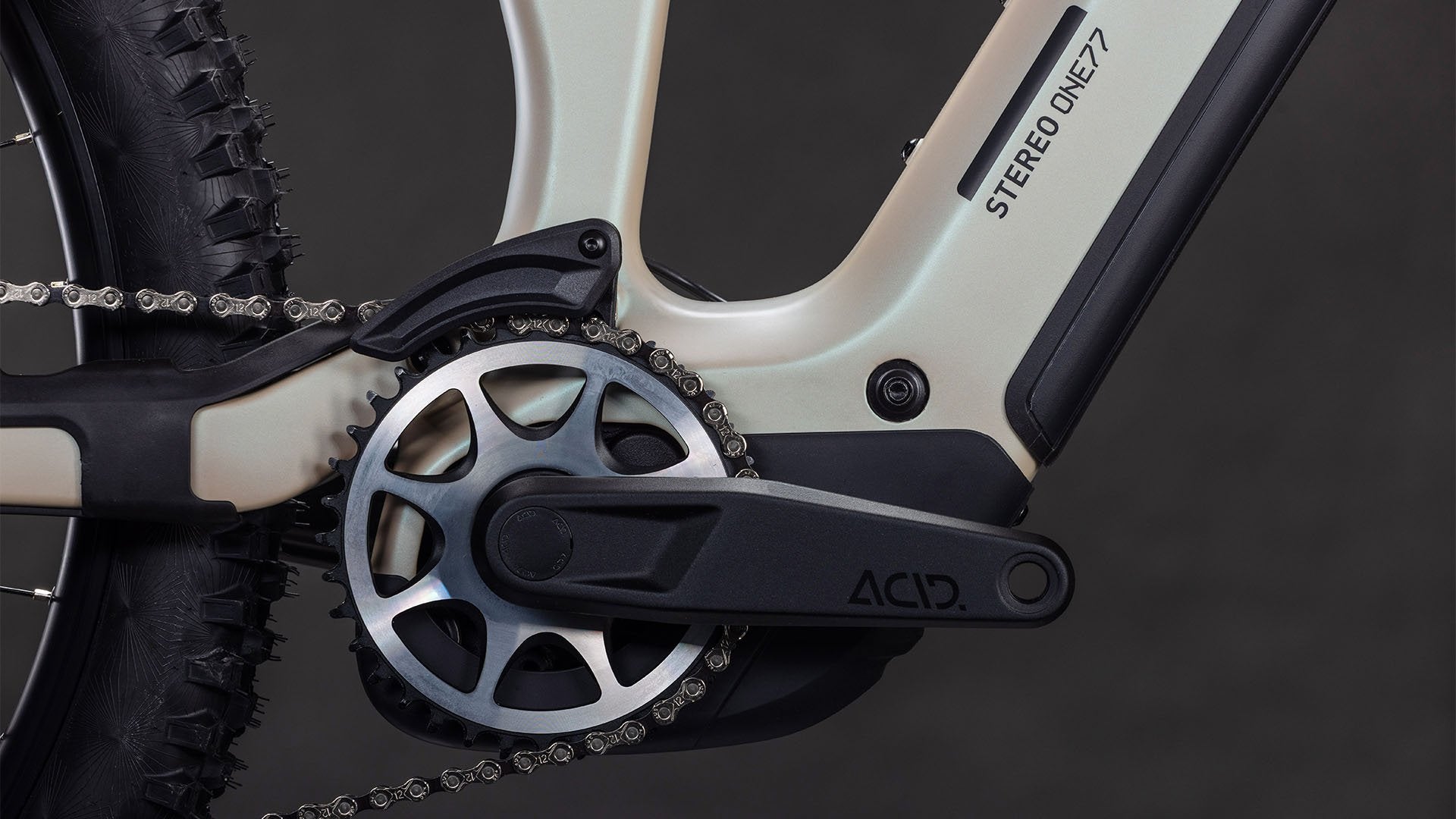 Shimano XT 12 velocidades en ebike para all mountain o full enduro de CUBE, marca alemana con más de 30 años lideres en europa