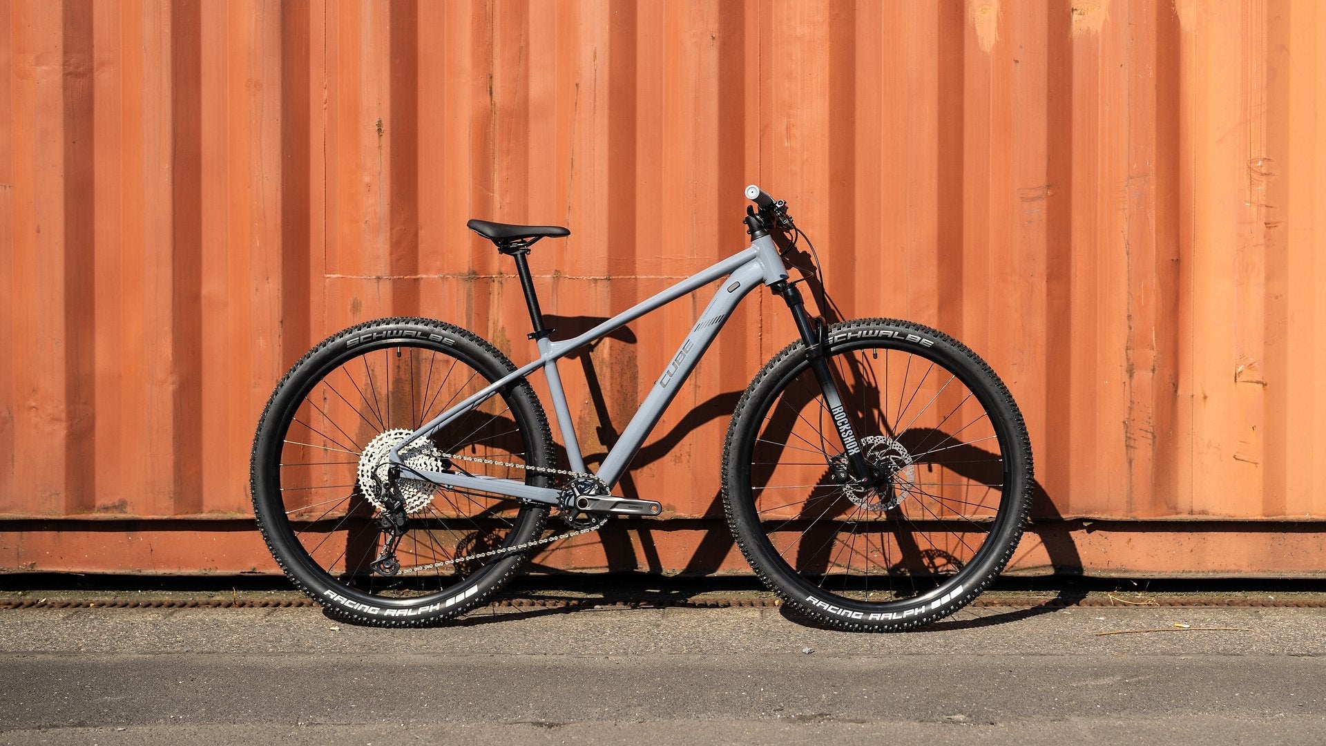 CUBE Reaction Pro Smoke Black 2025 – Cube Bike Store MX